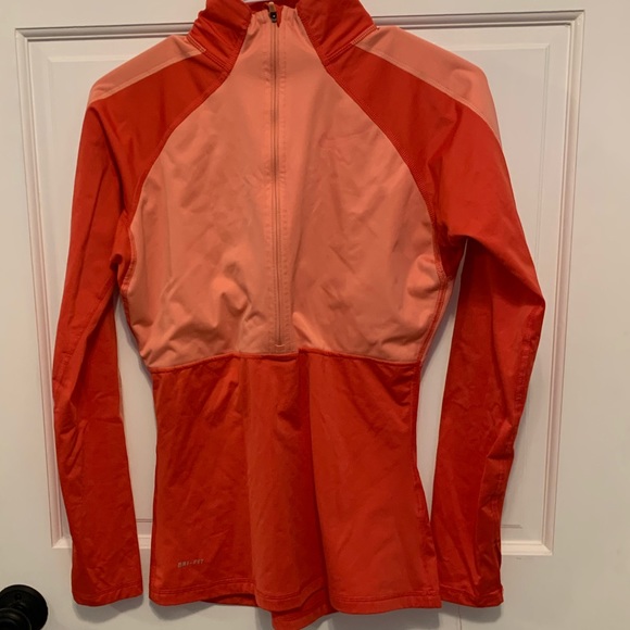 Women’s Nike Running Jacket - Picture 2 of 3